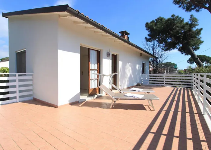 Villa Silvia By Interhome